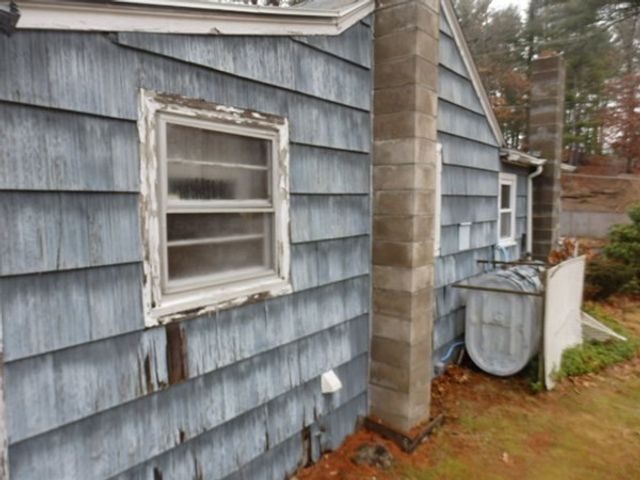 12 Eastwood Rd, Stoughton, MA 02072