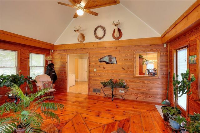 3889 Pineybrook Drive, Loganville, GA 30052