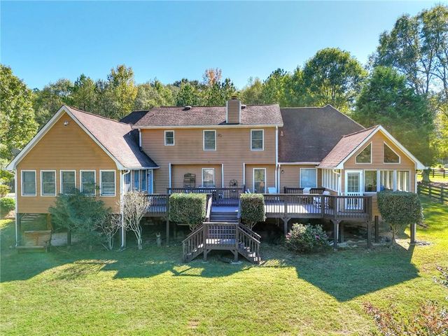 3889 Pineybrook Drive, Loganville, GA 30052