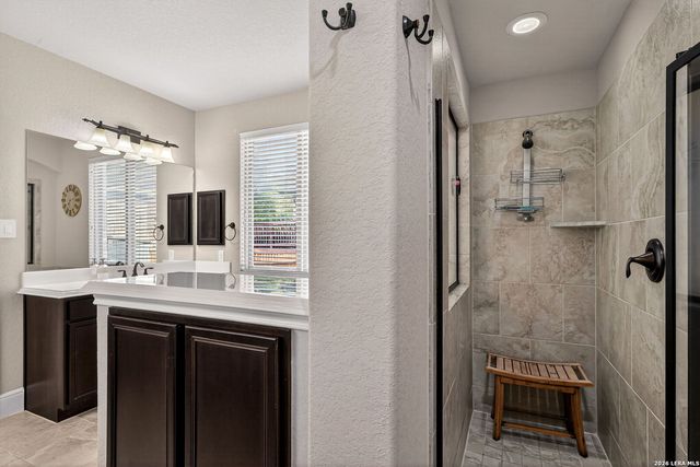 25815 Raven Ridge, San Antonio, TX 78255