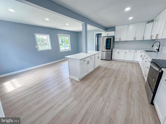 23 KAREN CT, New Castle, DE 19720