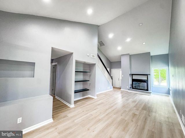 23 KAREN CT, New Castle, DE 19720