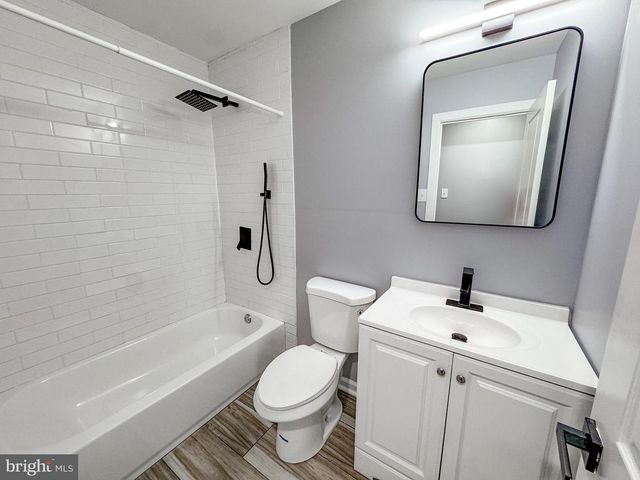 23 KAREN CT, New Castle, DE 19720
