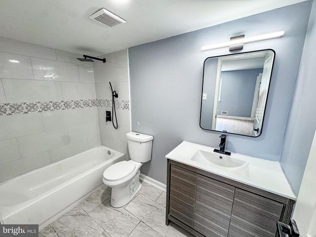 23 KAREN CT, New Castle, DE 19720