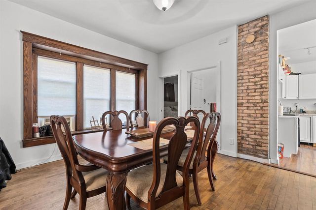 120 E PACIFIC STREET, Appleton, WI 54911