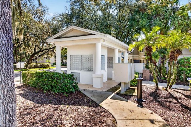 5815 FISHHAWK RIDGE DRIVE, Lithia, FL 33547