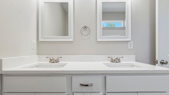 320 Woodlands Boulevard, Defuniak Springs, FL 32433