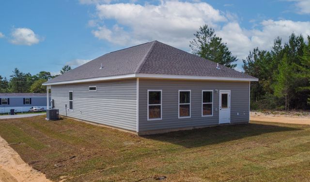 320 Woodlands Boulevard, Defuniak Springs, FL 32433