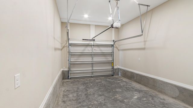 320 Woodlands Boulevard, Defuniak Springs, FL 32433