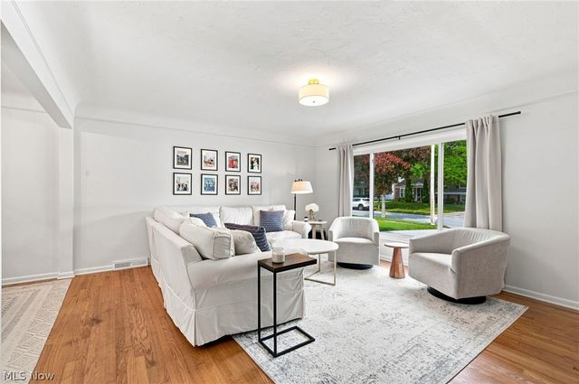4274 W 202, Fairview Park, OH 44126