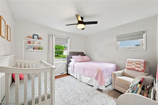 4274 W 202, Fairview Park, OH 44126