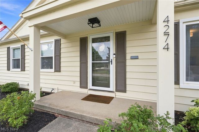 4274 W 202, Fairview Park, OH 44126