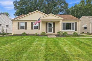 4274 W 202, Fairview Park, OH 44126