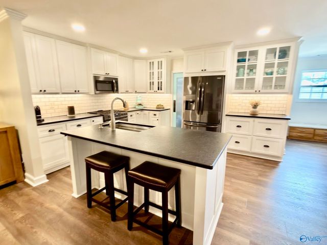 20 Jack Thomas Court, Hartselle, AL 35640
