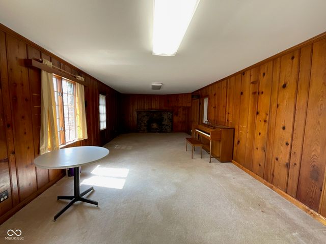 609 S Market Street, Rockville, IN 47872