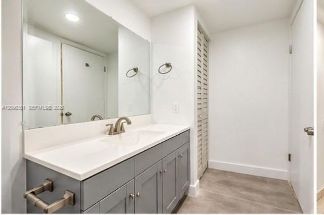 5580 W 26th Court 102, Hialeah, FL 33016