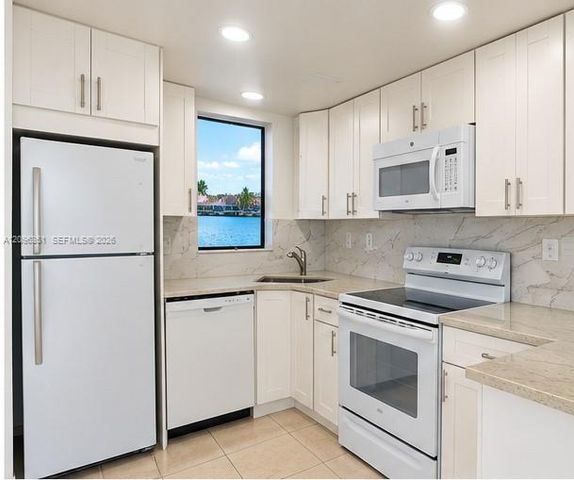 5580 W 26th Court 102, Hialeah, FL 33016