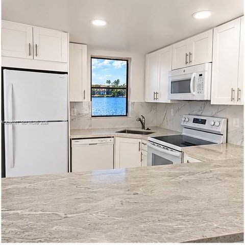 5580 W 26th Court 102, Hialeah, FL 33016
