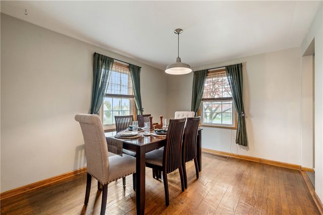 902 Delaware Ave, New Castle, PA 16105