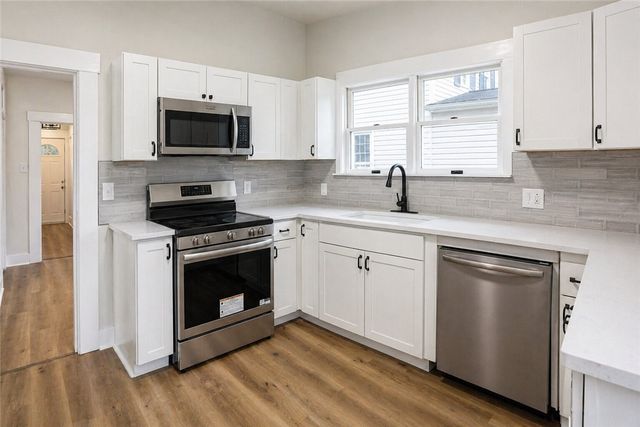 221 Glenn Ave, Canonsburg, PA 15317