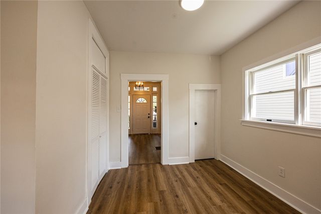 221 Glenn Ave, Canonsburg, PA 15317