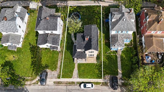 221 Glenn Ave, Canonsburg, PA 15317