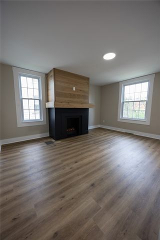 221 Glenn Ave, Canonsburg, PA 15317