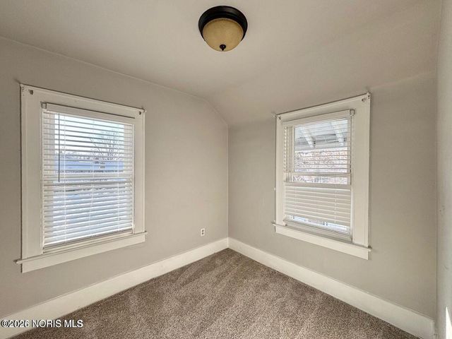 4227 Caroline Avenue, Toledo, OH 43612