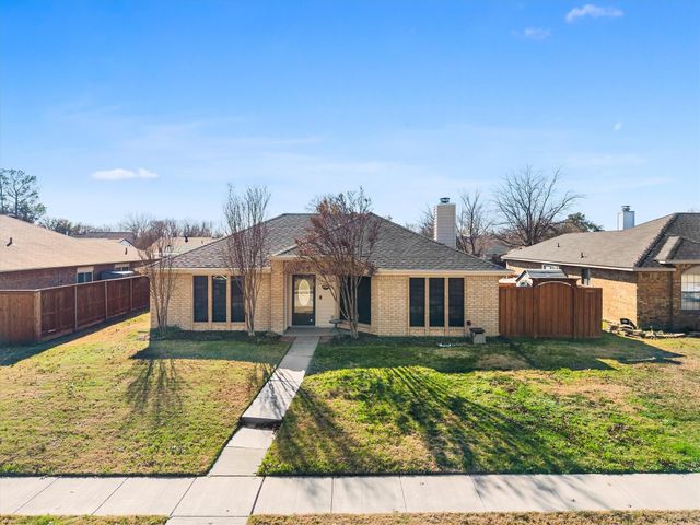 828 Arbor Downs Drive, Plano, TX 75023