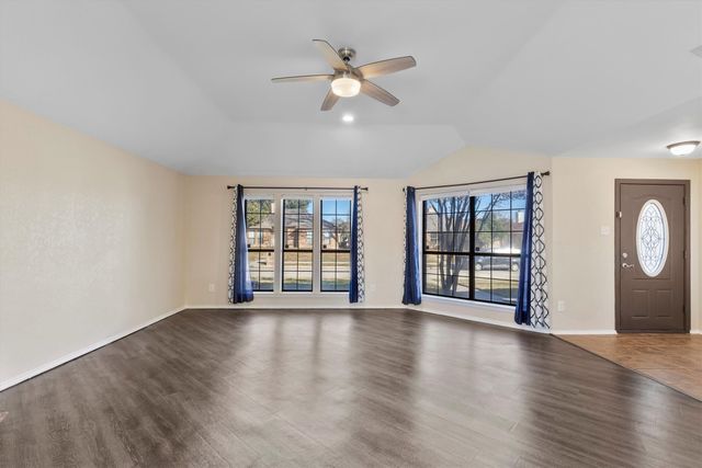 828 Arbor Downs Drive, Plano, TX 75023