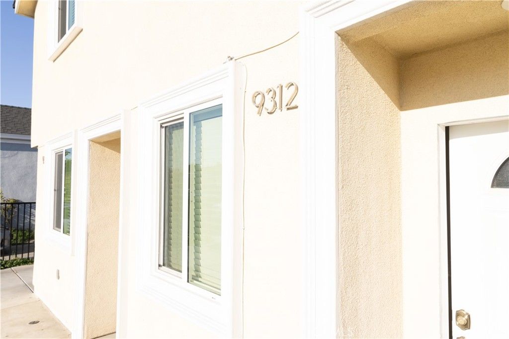 9312 Pace Avenue, Los Angeles, CA 90002