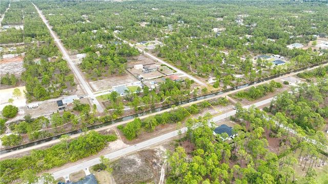 1113 E 12th ST, Lehigh Acres, FL 33972