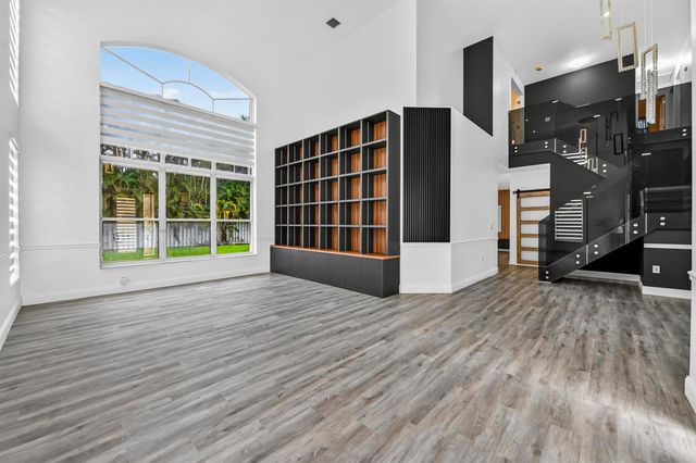 4065 SW 152nd Avenue, Miramar, FL 33027