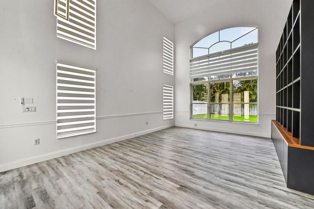 4065 SW 152nd Avenue, Miramar, FL 33027