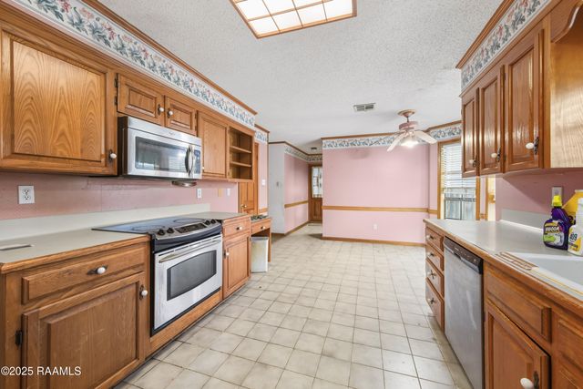 157 Greenfield Drive, Carencro, LA 70520