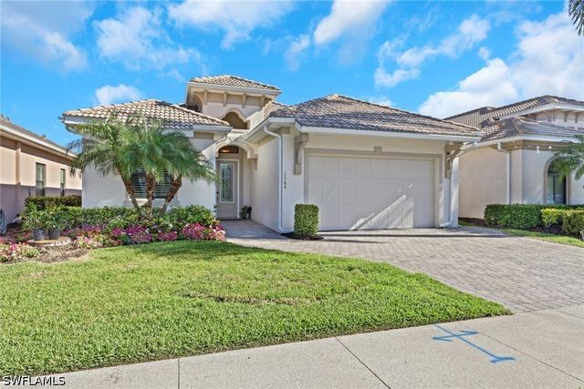 1589 Serrano CIR, Naples, FL 34105