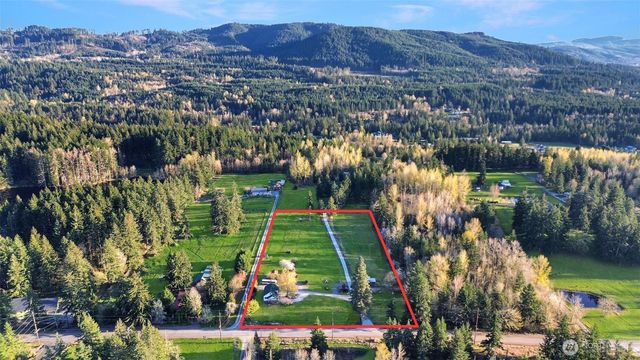 10802 Eatonville Highway E, Eatonville, WA 98328