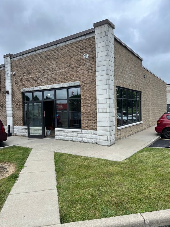 50 INDUSTRIAL Drive 114, Gilberts, IL 60136