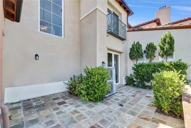 11 Roma Court, Newport Coast, CA 92657