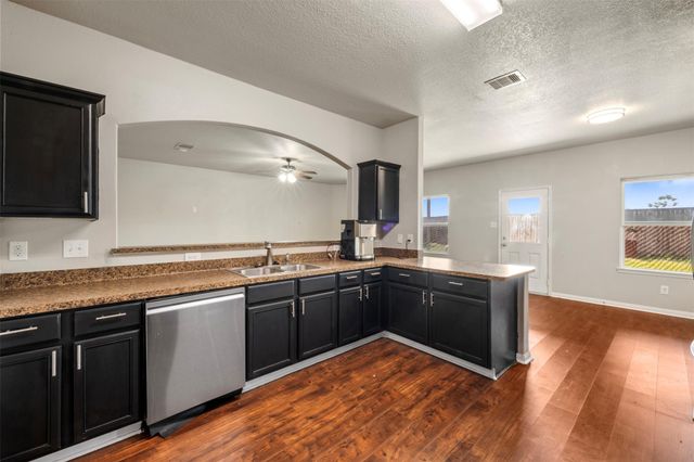 5926 Golden Cove Road, Cove, TX 77523