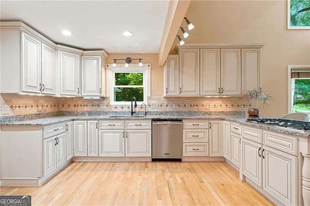 765 Wheeler Peak Way, Johns Creek, GA 30022