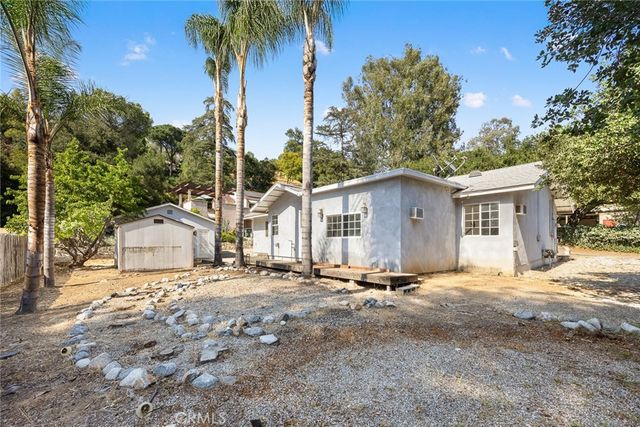 745 E Grandview, Sierra Madre, CA 91024