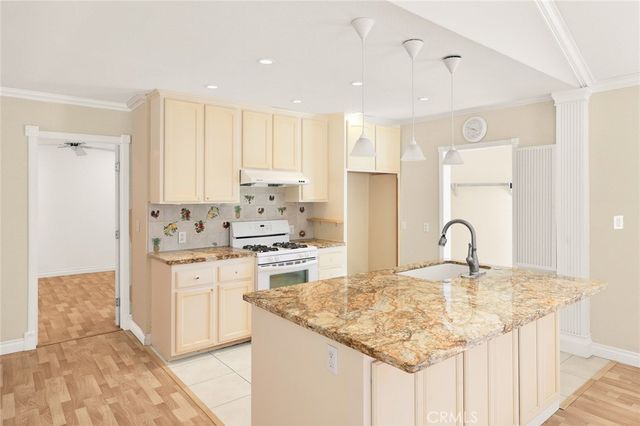 745 E Grandview, Sierra Madre, CA 91024