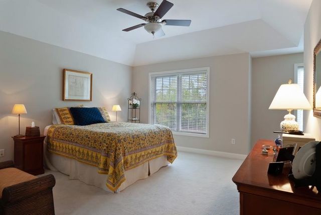 80 Ridgetop Lane, Henniker, NH 03242