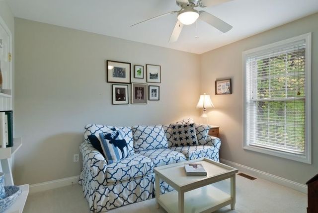 80 Ridgetop Lane, Henniker, NH 03242