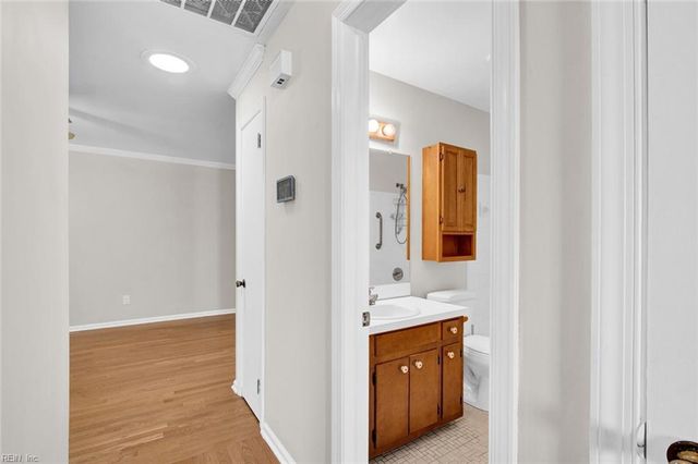 1227 Moyer RD, Newport News, VA 23608