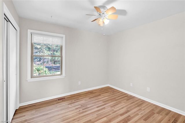 1227 Moyer RD, Newport News, VA 23608