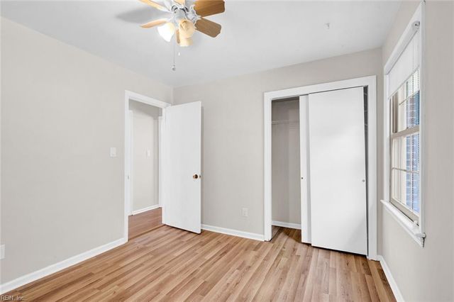 1227 Moyer RD, Newport News, VA 23608