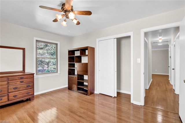 1227 Moyer RD, Newport News, VA 23608