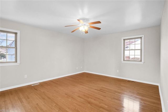 1227 Moyer RD, Newport News, VA 23608